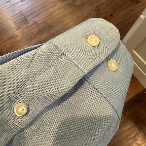 Kids' Solid Button-Up Dress Shirt - Picture 3 of 7